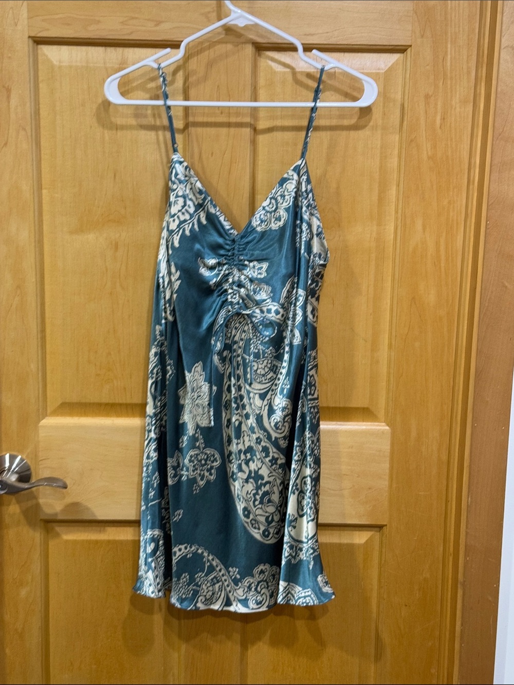 Zara Teal and Cream Paisley Satin Slip size L